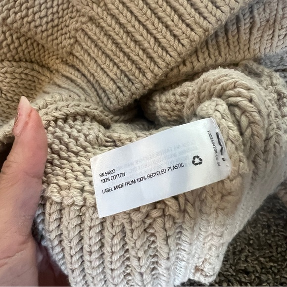 Banana Republic Baby Chunky Cable Knit Sweater Cardigan Jacket 18-24M - Picture 8 of 10